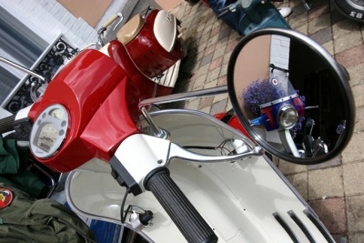 vespa 16 